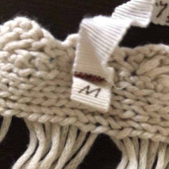 Willow & Clay Natural Open Weave Boho Top Fringe Festival - Picture 3 of 6